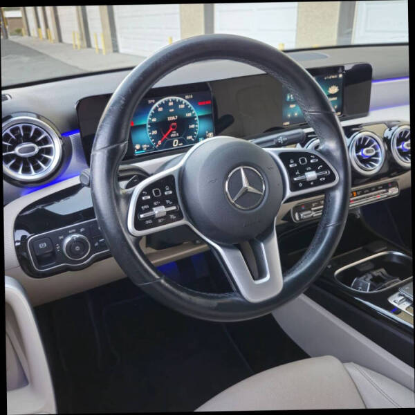 2019 Mercedes-Benz A-Class A 220