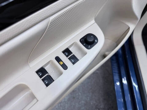 2011 Volkswagen Jetta SportWagen TDI