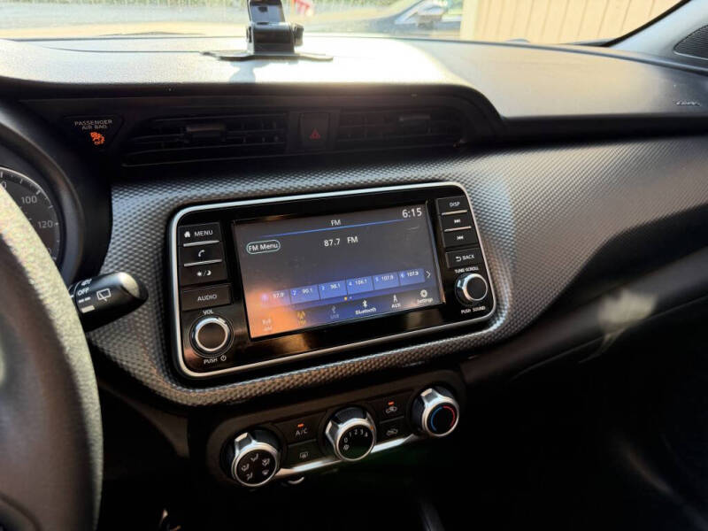 2020 Nissan Kicks S