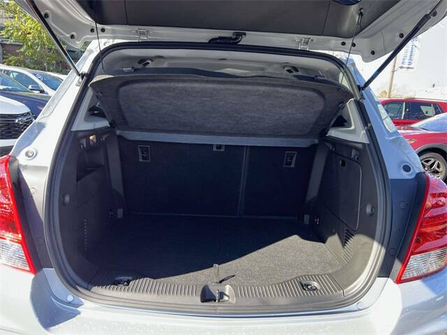 2022 Chevrolet Trax LS