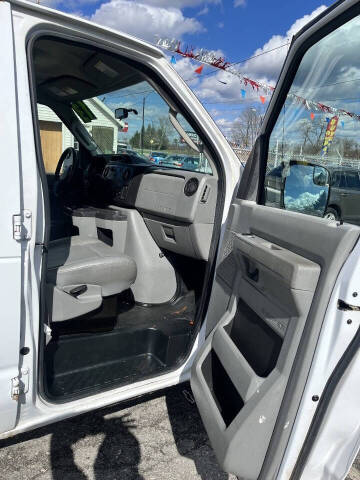 2013 Ford E-Series