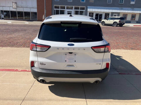 2020 Ford Escape SE