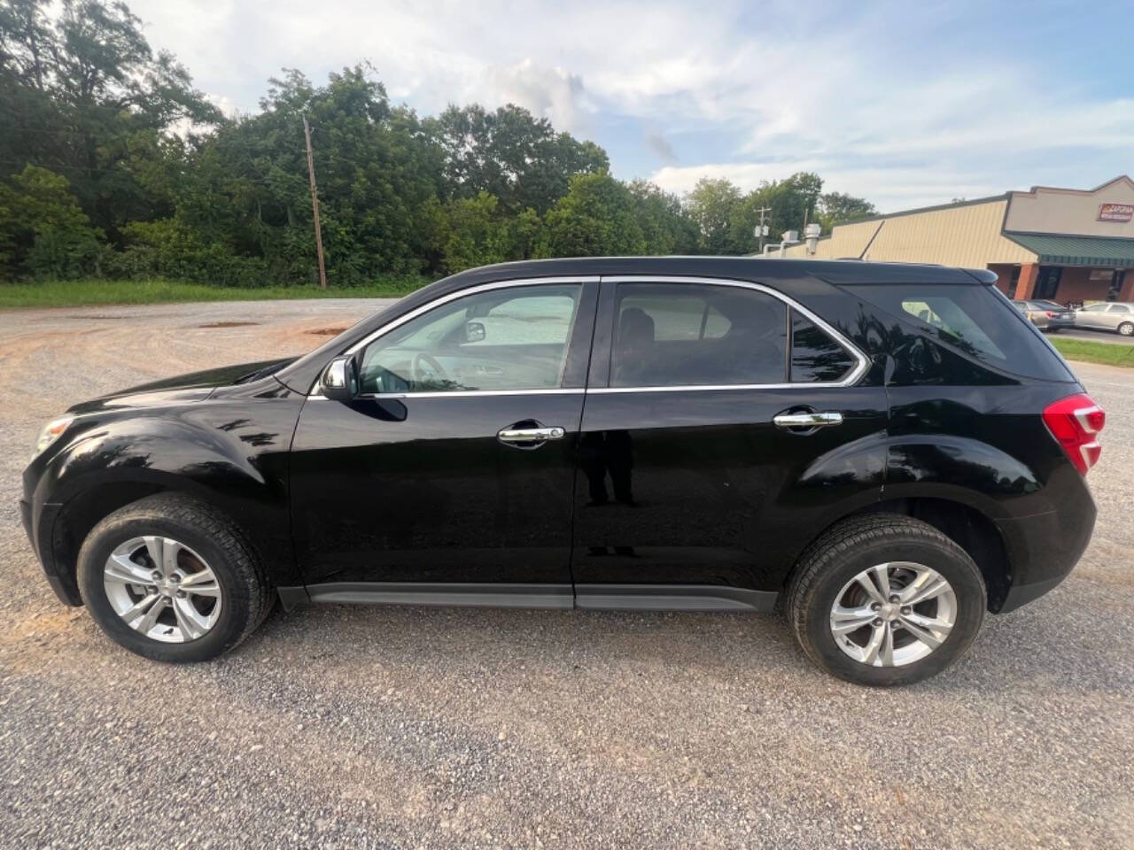 2017 Chevrolet Equinox for sale at Guadalupe Auto Sales, LLC. in Jemison, AL