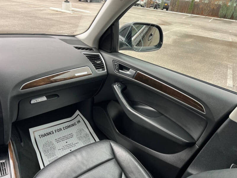 2013 Audi Q5 2.0T quattro Premium Plus