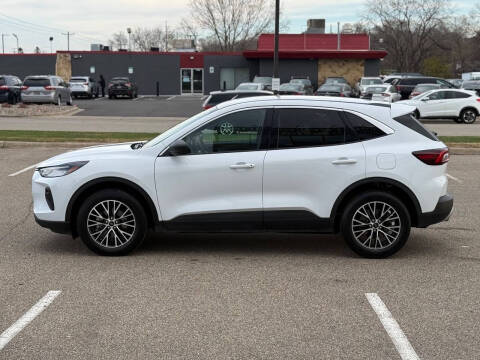 2023 Ford Escape Hybrid Active