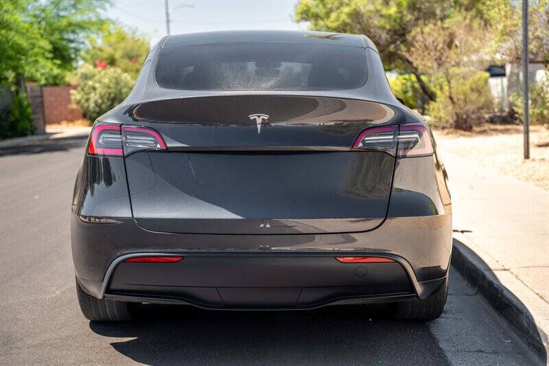 2025 Tesla Model Y Long Range