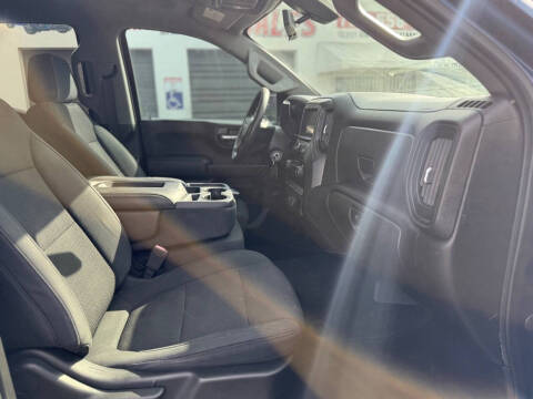 2019 Chevrolet Silverado 1500 Custom