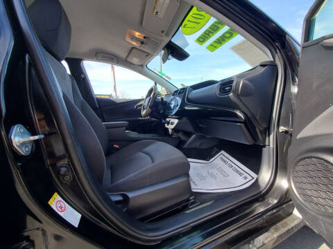 2017 Toyota Prius Two