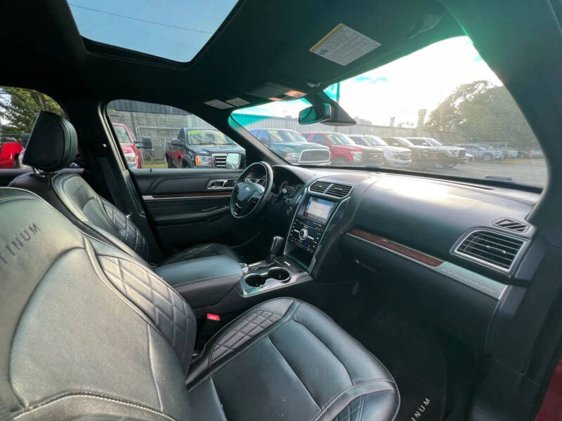 2018 Ford Explorer Platinum