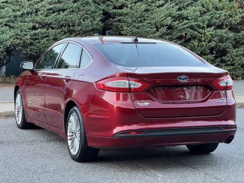 2014 Ford Fusion Hybrid SE