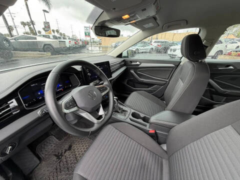 2025 Volkswagen Jetta S