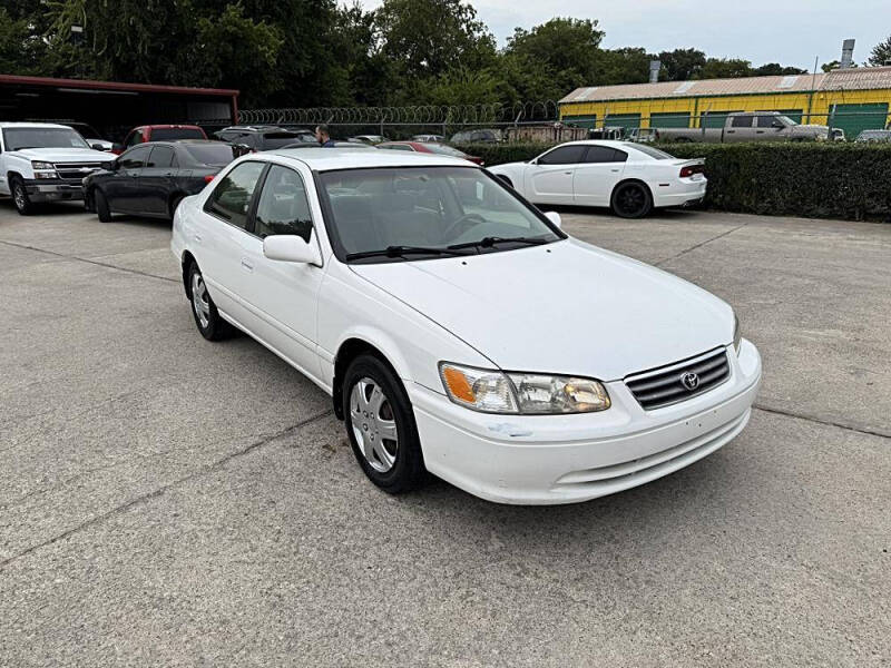 2000 Toyota Camry