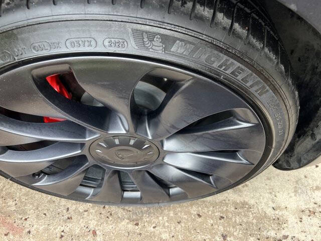 2024 Tesla Model Y Performance