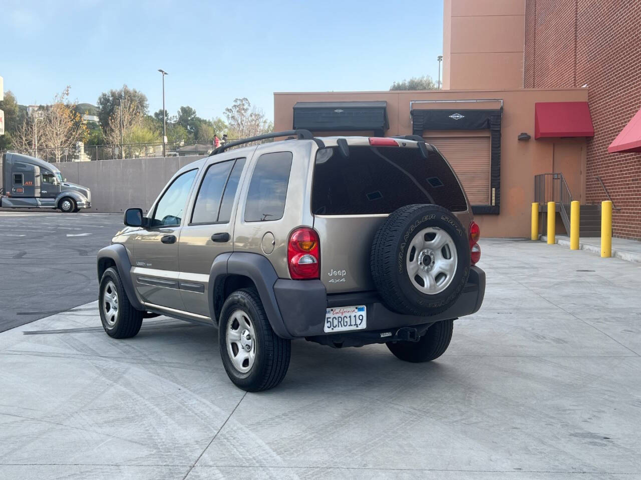 2003 Jeep Liberty for sale at R&G Auto Sales in Tujunga, CA