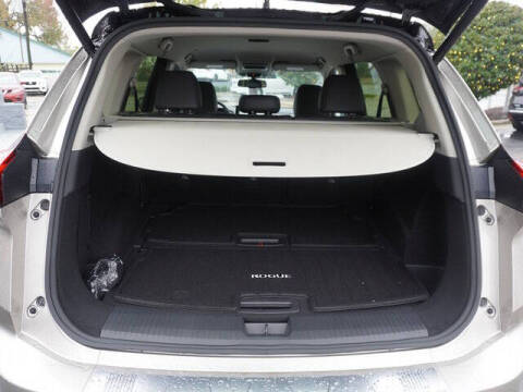 2025 Nissan Rogue SL