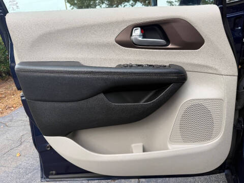 2018 Chrysler Pacifica Touring L Plus