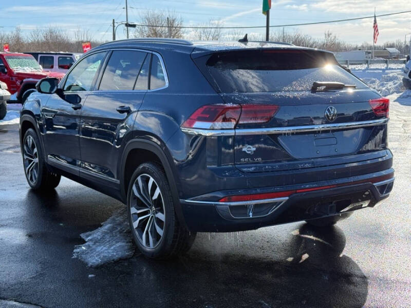 2022 Volkswagen Atlas Cross Sport V6 SEL Premium R-Line 4Motion