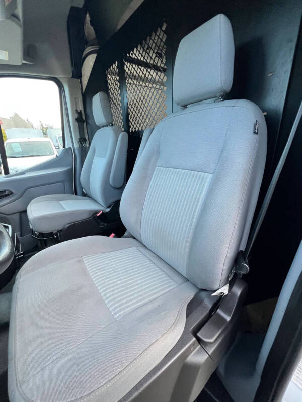 2019 Ford Transit 250