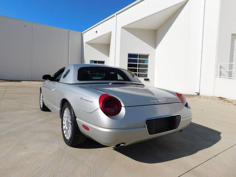 2004 Ford Thunderbird Deluxe