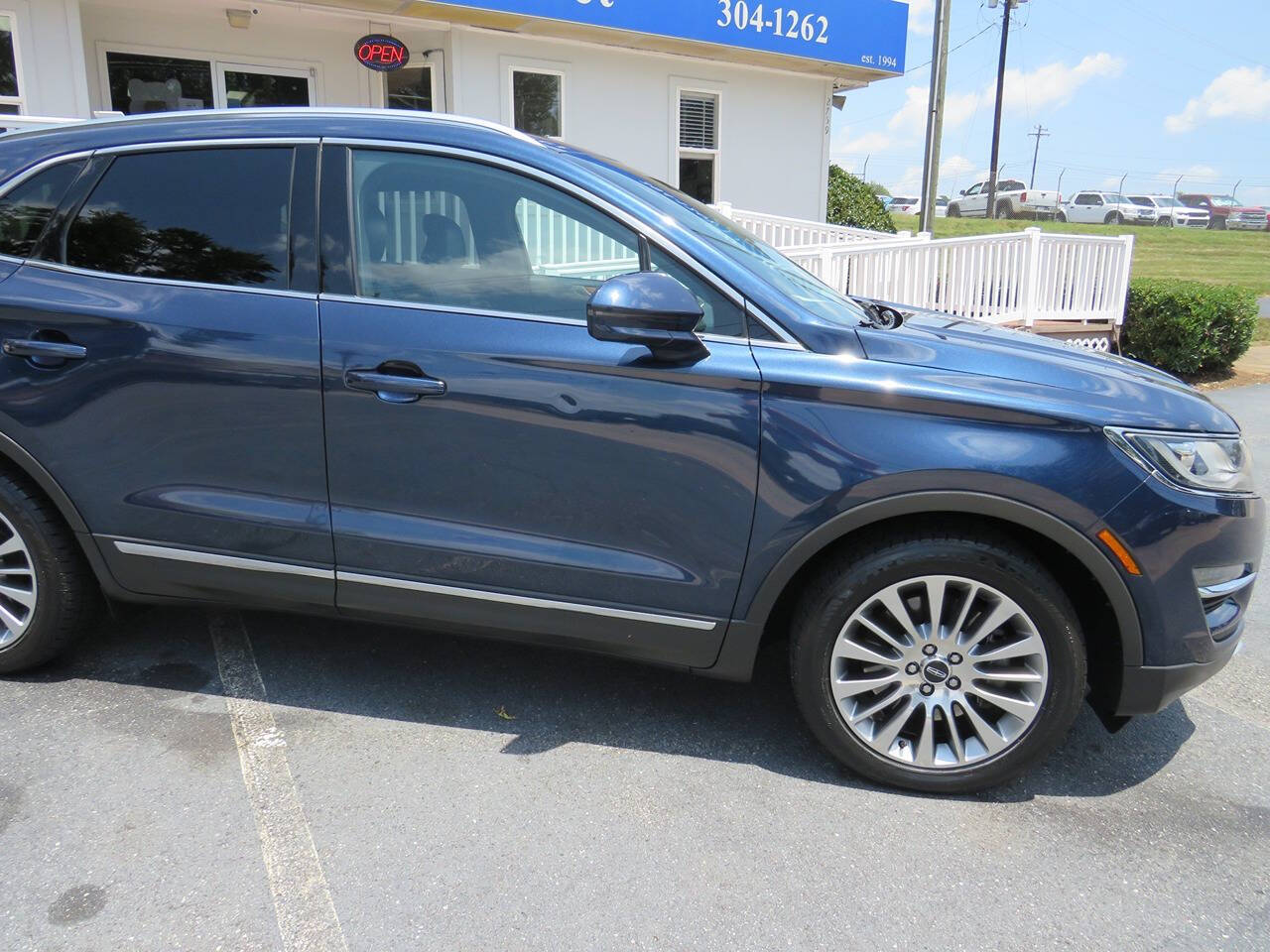 2015 Lincoln MKC for sale at Colbert's Auto Outlet in Hickory, NC