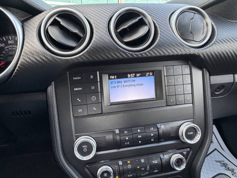 2020 Ford Mustang EcoBoost