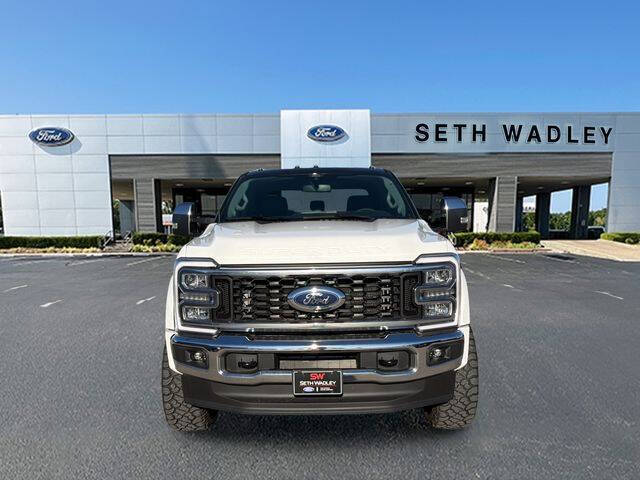 2025 Ford F-450 Super Duty Lariat