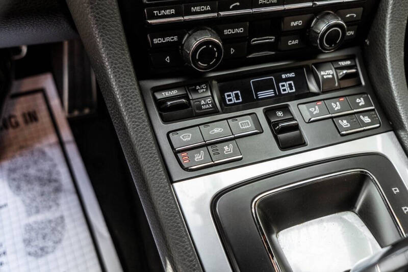 2016 Porsche Cayman S