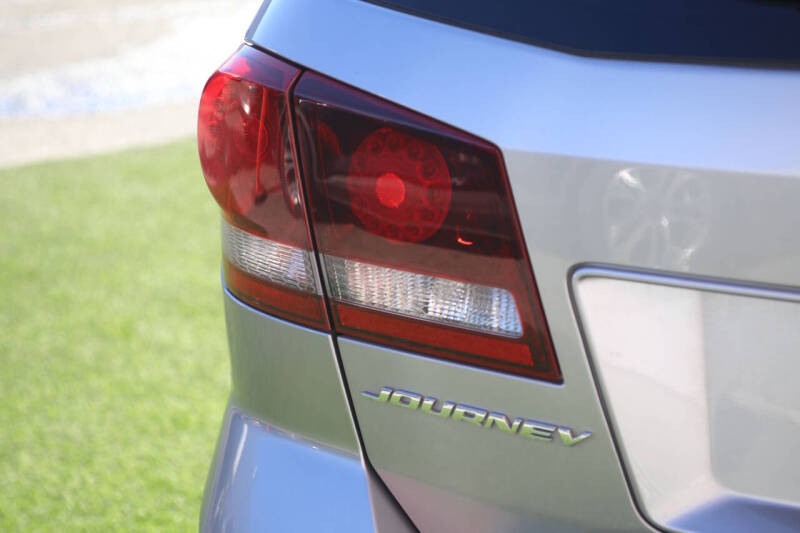 2020 Dodge Journey Crossroad