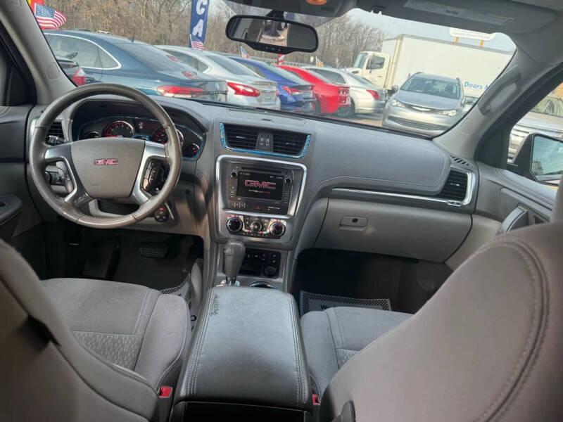 2013 GMC Acadia SLE-2