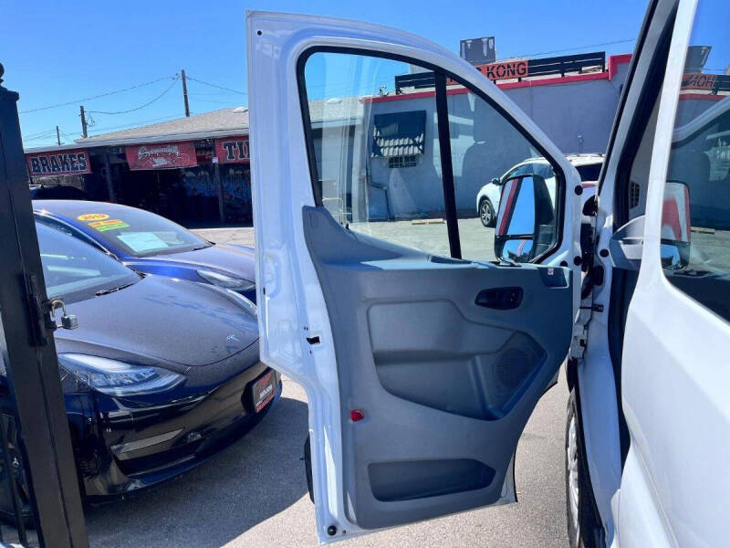 2019 Ford Transit