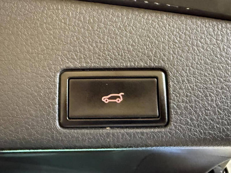 2012 Volkswagen Touareg