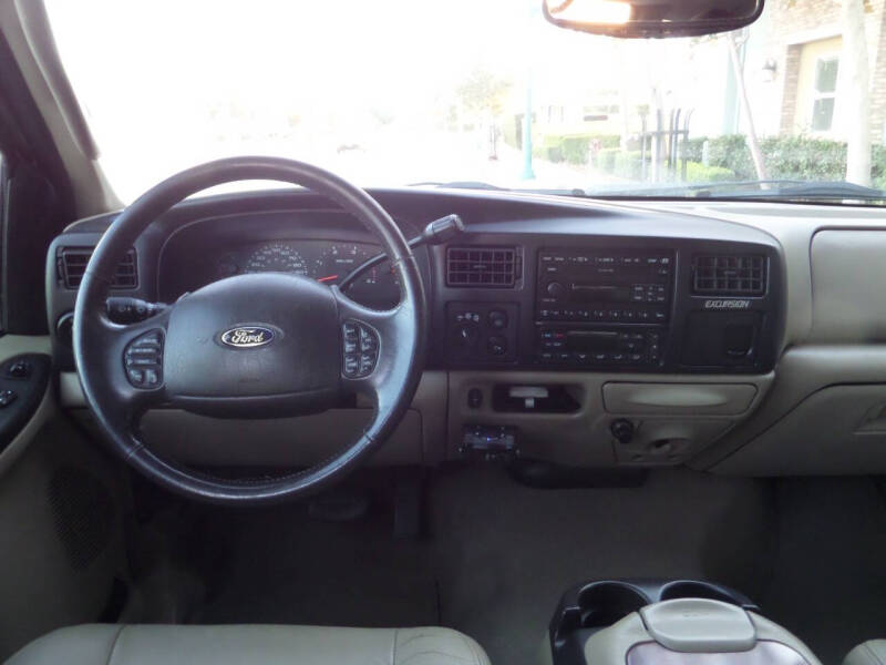 2005 Ford Excursion Limited