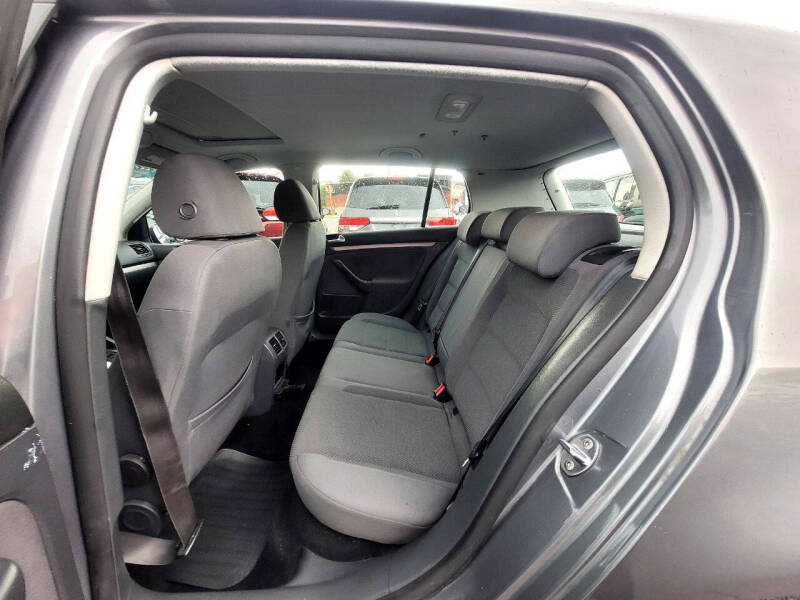 2009 Volkswagen Rabbit S PZEV