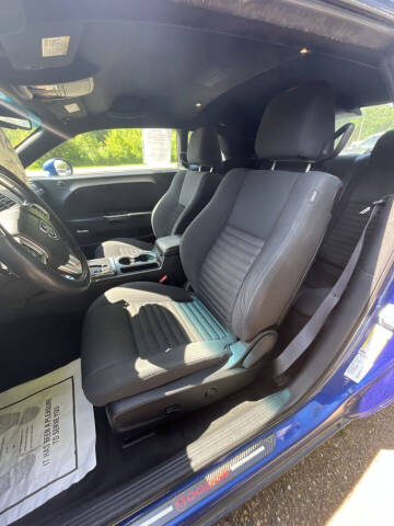 2012 Dodge Challenger SXT