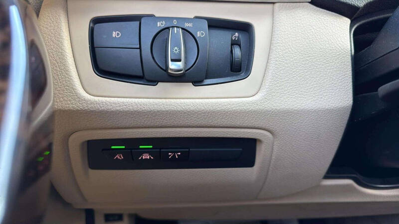 2016 BMW 3 Series 328i