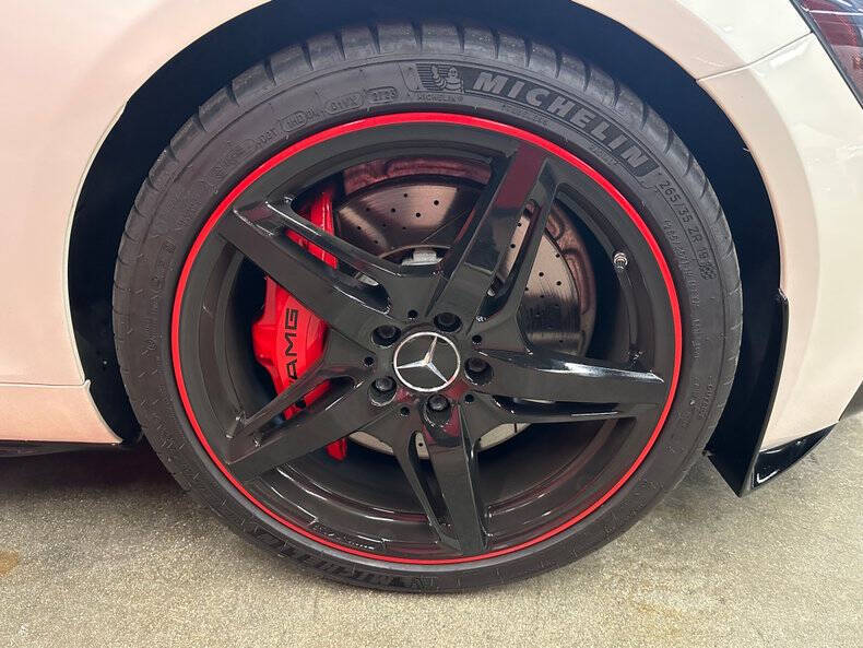 2017 Mercedes-Benz AMG GT