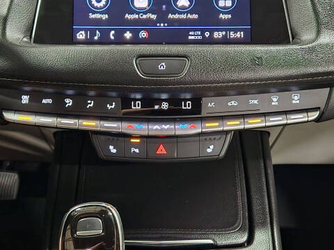 2021 Cadillac XT4 Premium Luxury