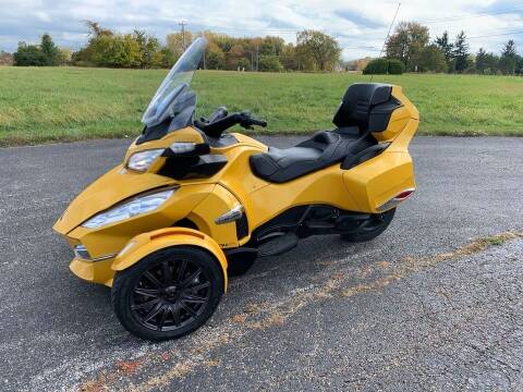 2013 Can-Am Spyder RT-S SE5 for sale at Stygler Powersports LLC in Johnstown OH