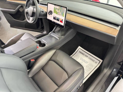 2024 Tesla Model Y Long Range