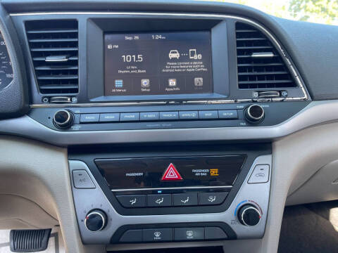 2018 Hyundai Elantra