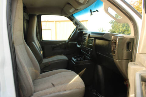 2017 GMC Savana 2500