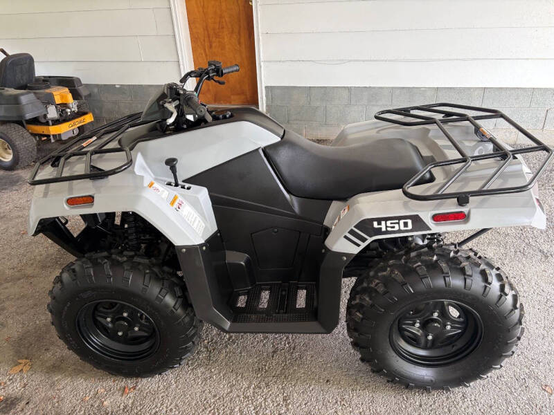 2024 Tracker 450