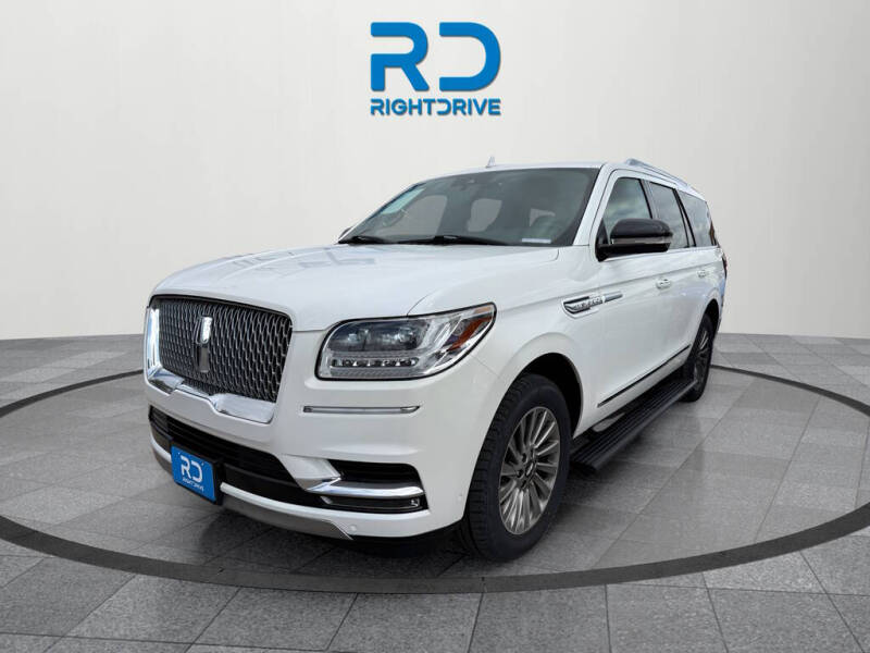2020 Lincoln Navigator Standard