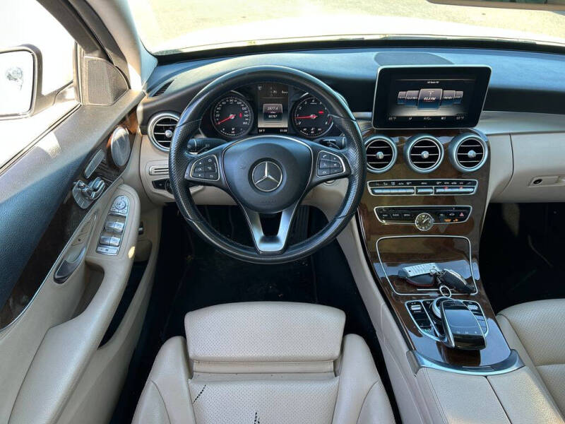 2016 Mercedes-Benz C-Class