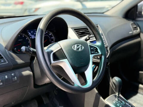 2014 Hyundai Accent GS