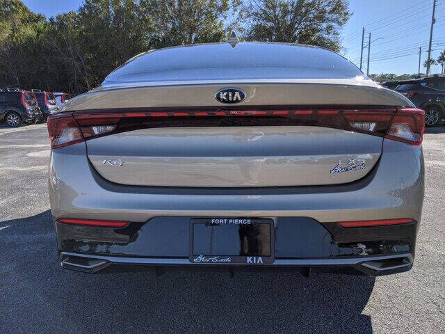 2021 Kia K5