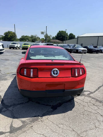 2010 Ford Mustang V6