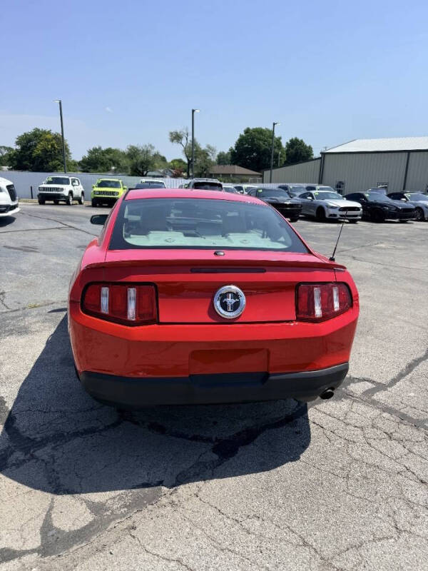 2010 Ford Mustang V6