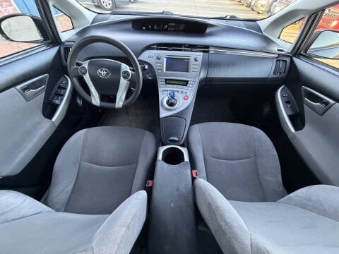2014 Toyota Prius Two
