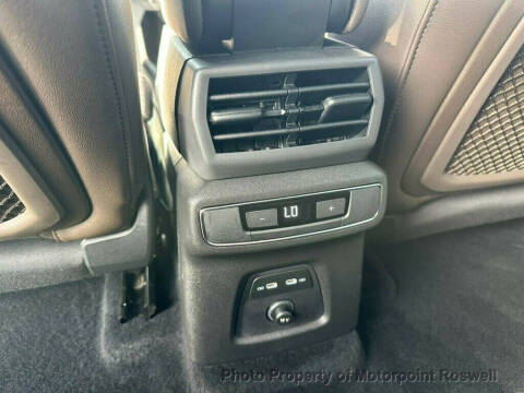 2024 Audi Q4 e-tron quattro Premium 50